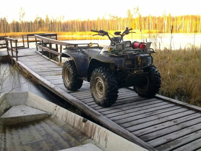HONDA FOUR TRAX TRX 300 FW